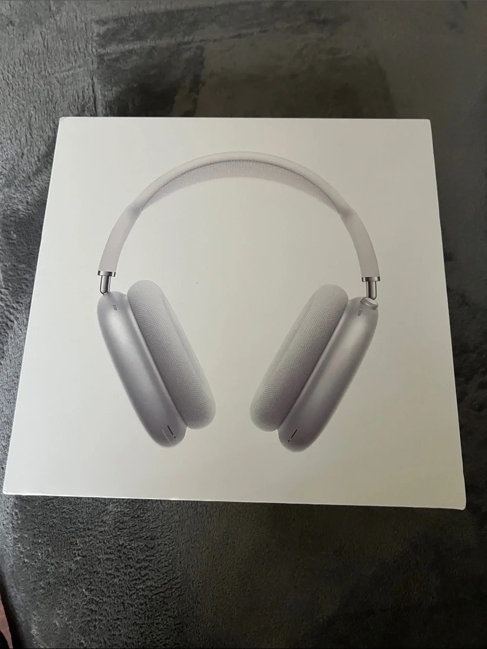 Apple AirPods Max Silver with White Headband
